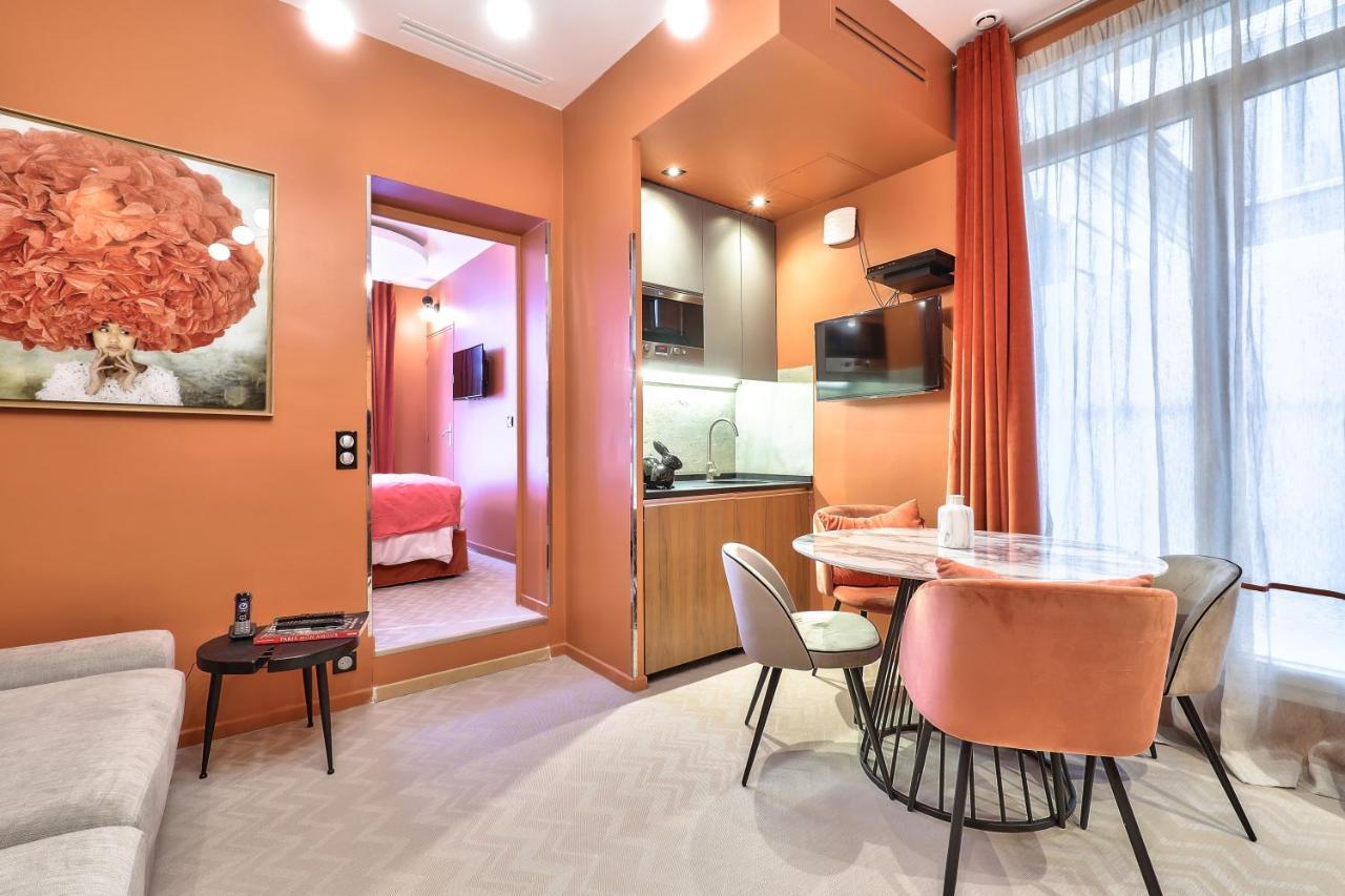 Hotel 33 Marbeuf Paris Exterior foto