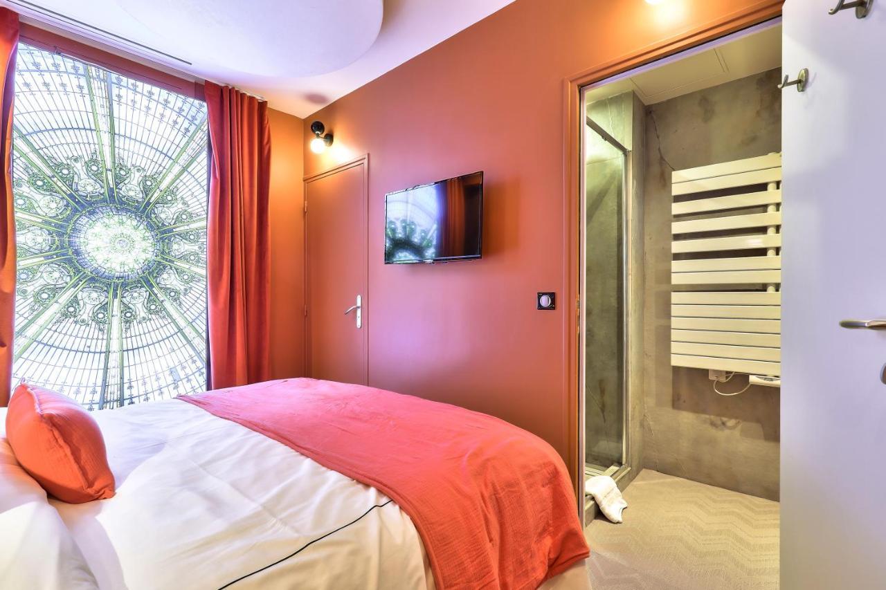 Hotel 33 Marbeuf Paris Exterior foto
