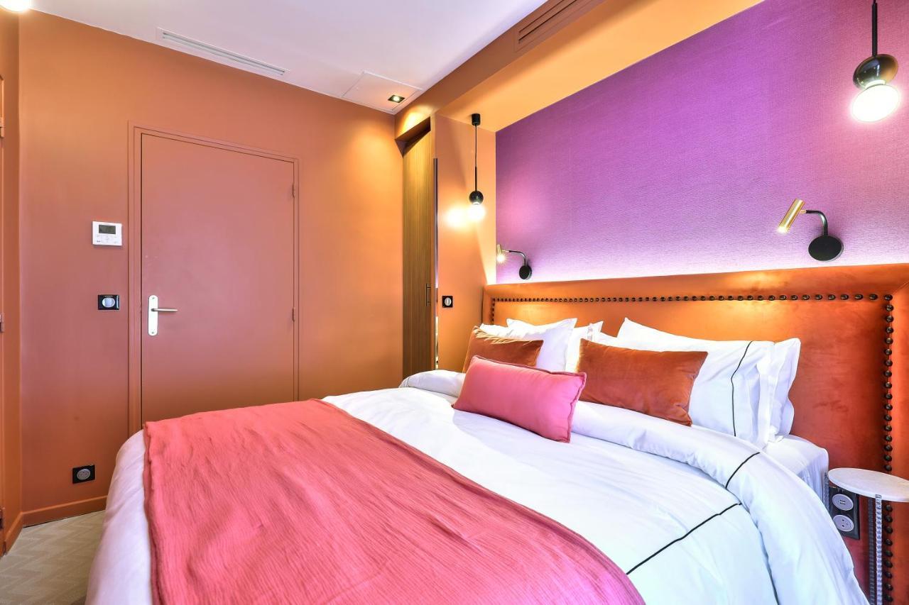 Hotel 33 Marbeuf Paris Exterior foto