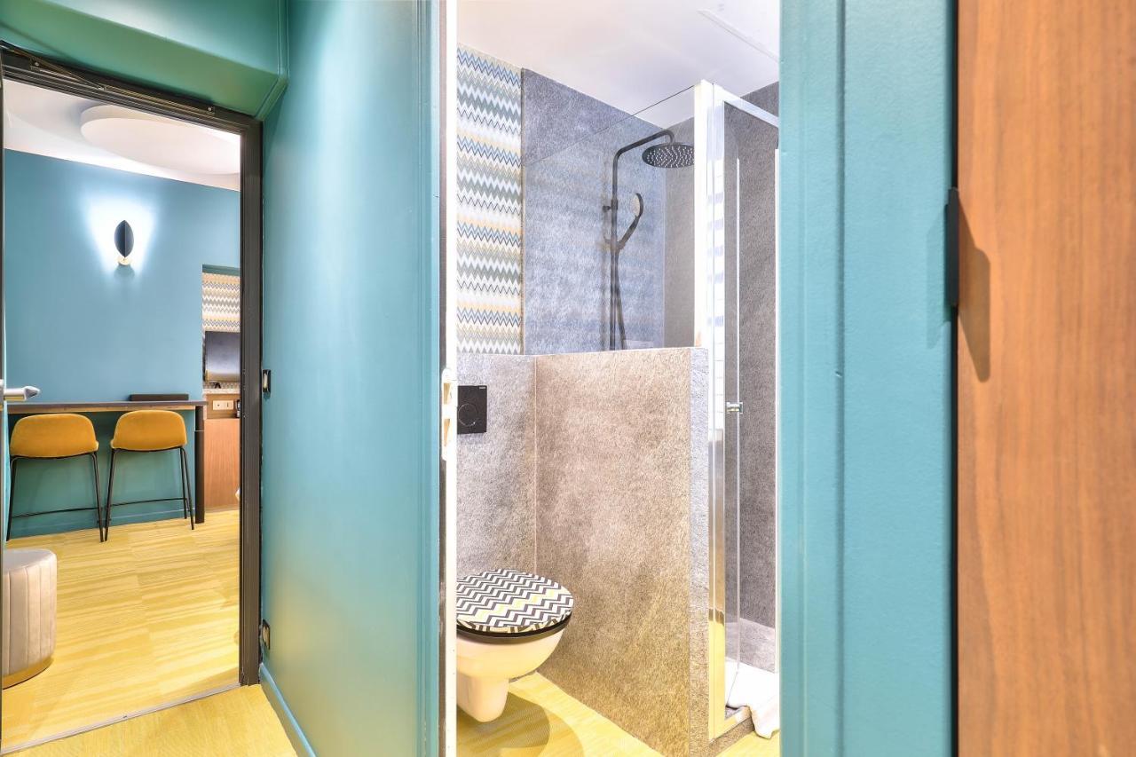 Hotel 33 Marbeuf Paris Exterior foto
