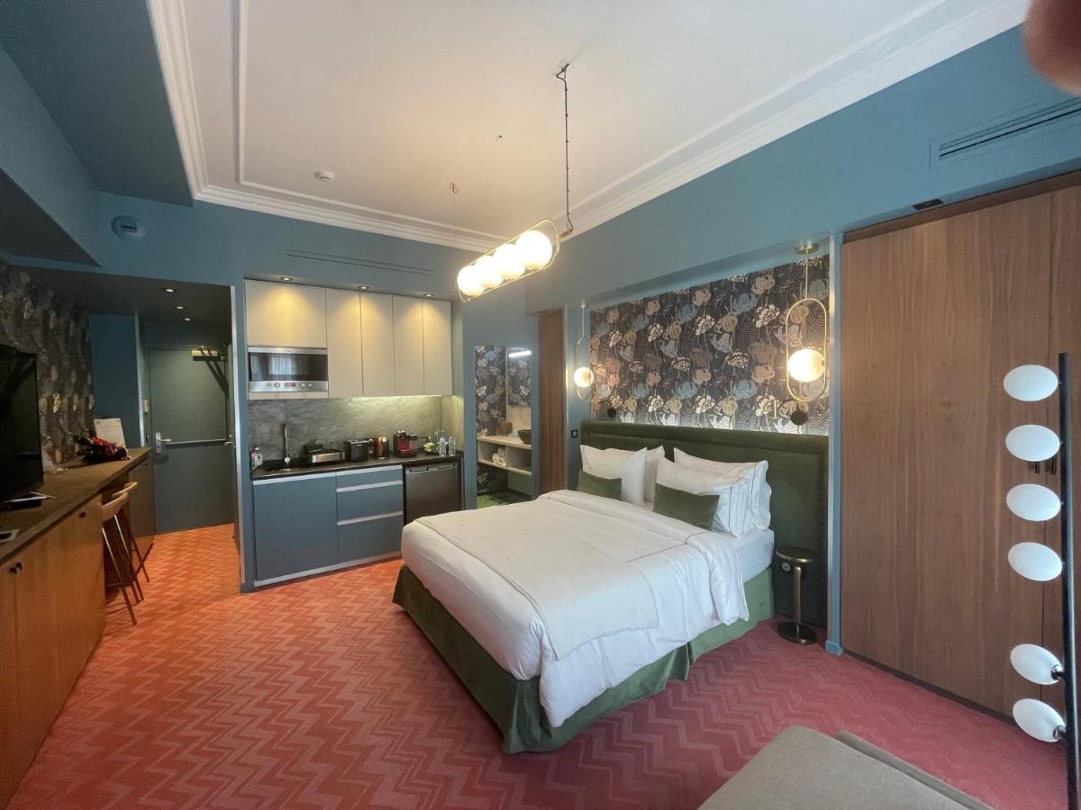 Hotel 33 Marbeuf Paris Exterior foto