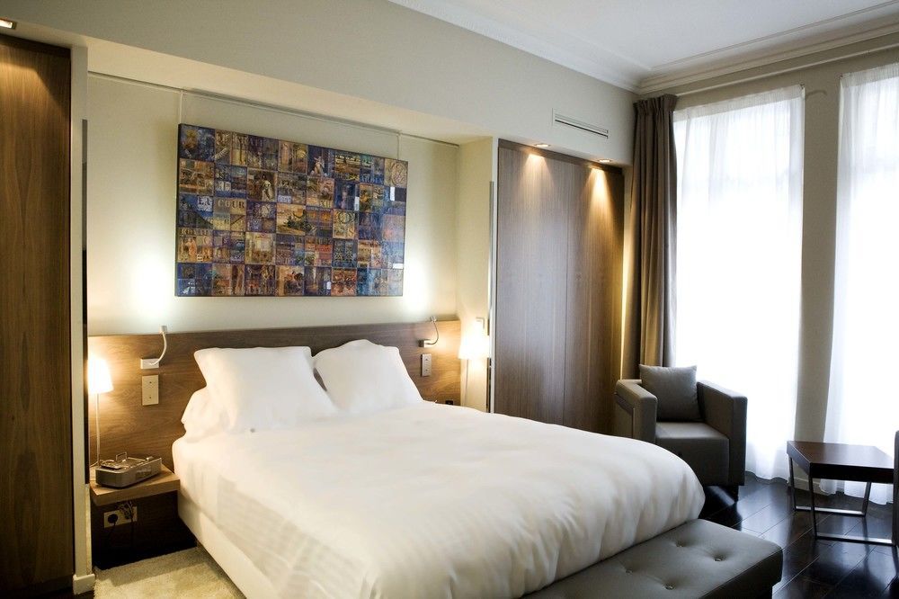 Hotel 33 Marbeuf Paris Exterior foto