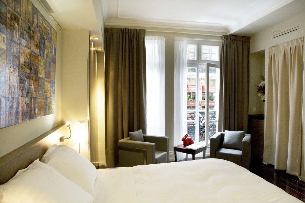 Hotel 33 Marbeuf Paris Exterior foto